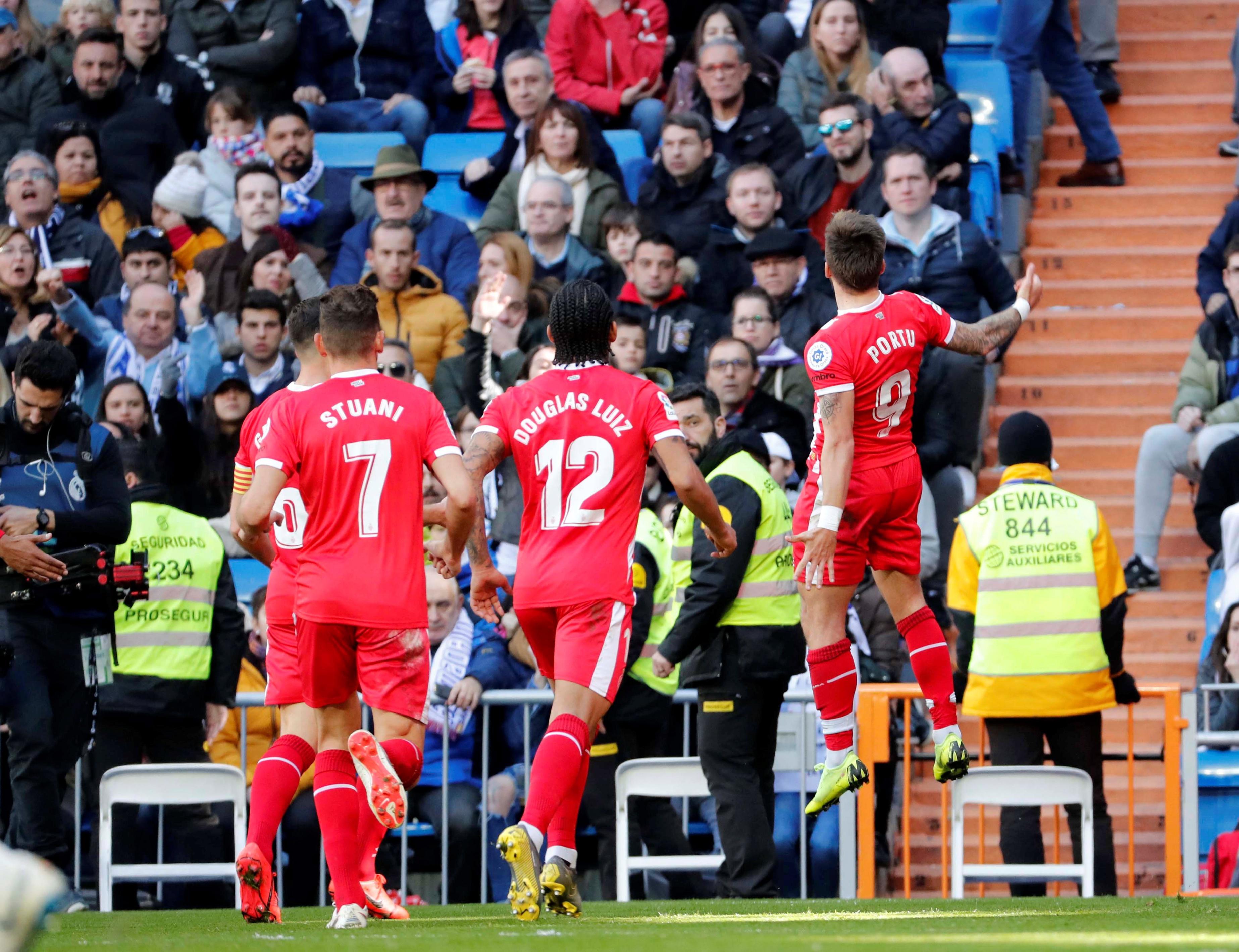 里的表现让 里的表现让